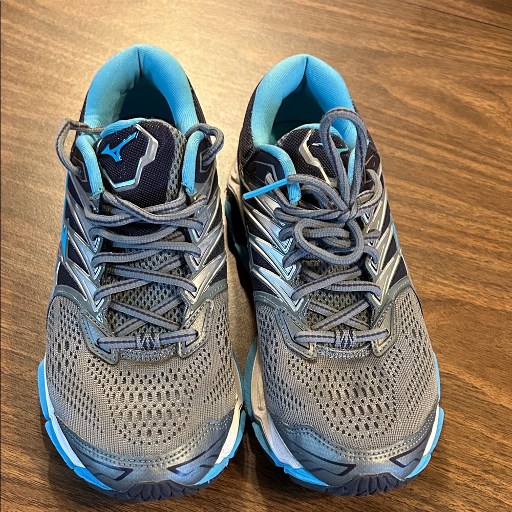 Mizuno Gray and Light Blue Athletic Shoes